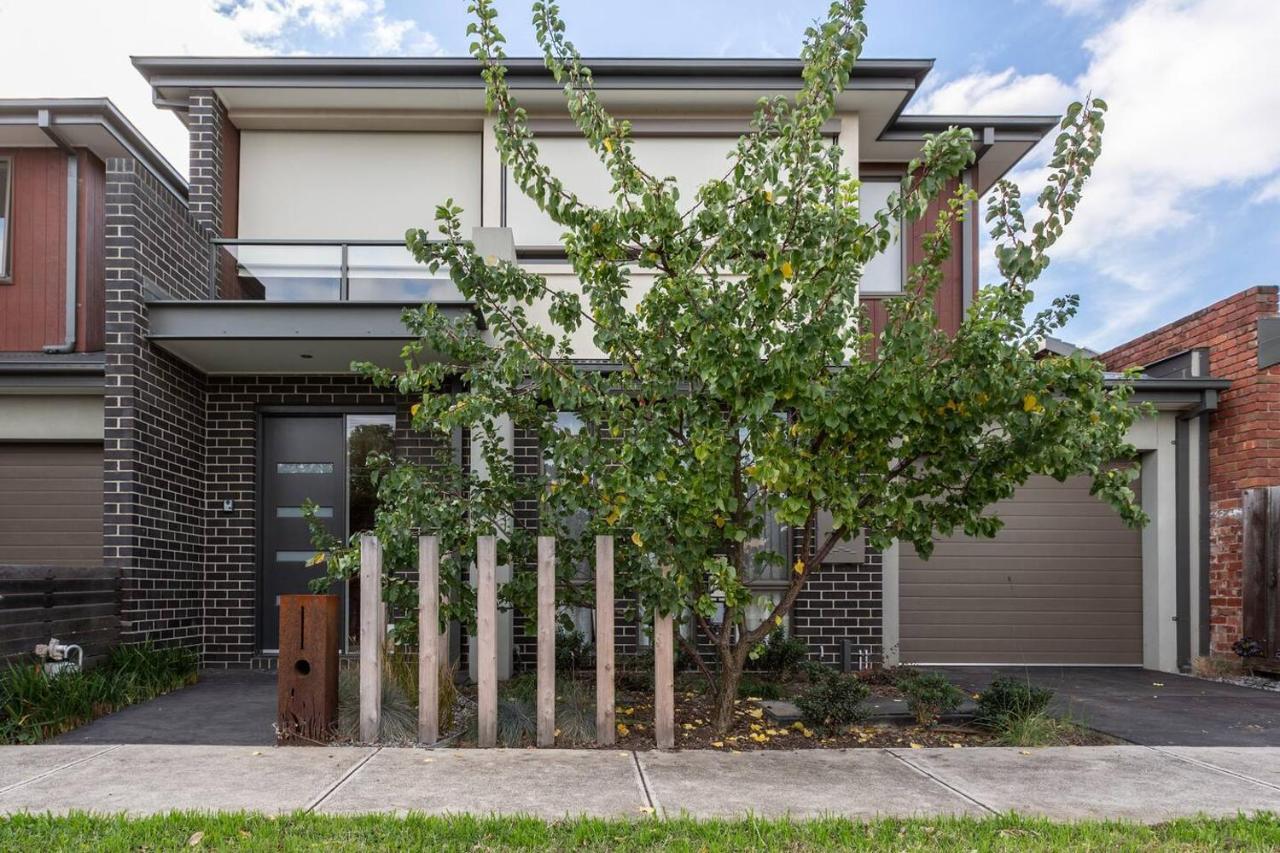 Primrose - Chic Mid-Century Style In Brunswick Villa Melbourne Esterno foto